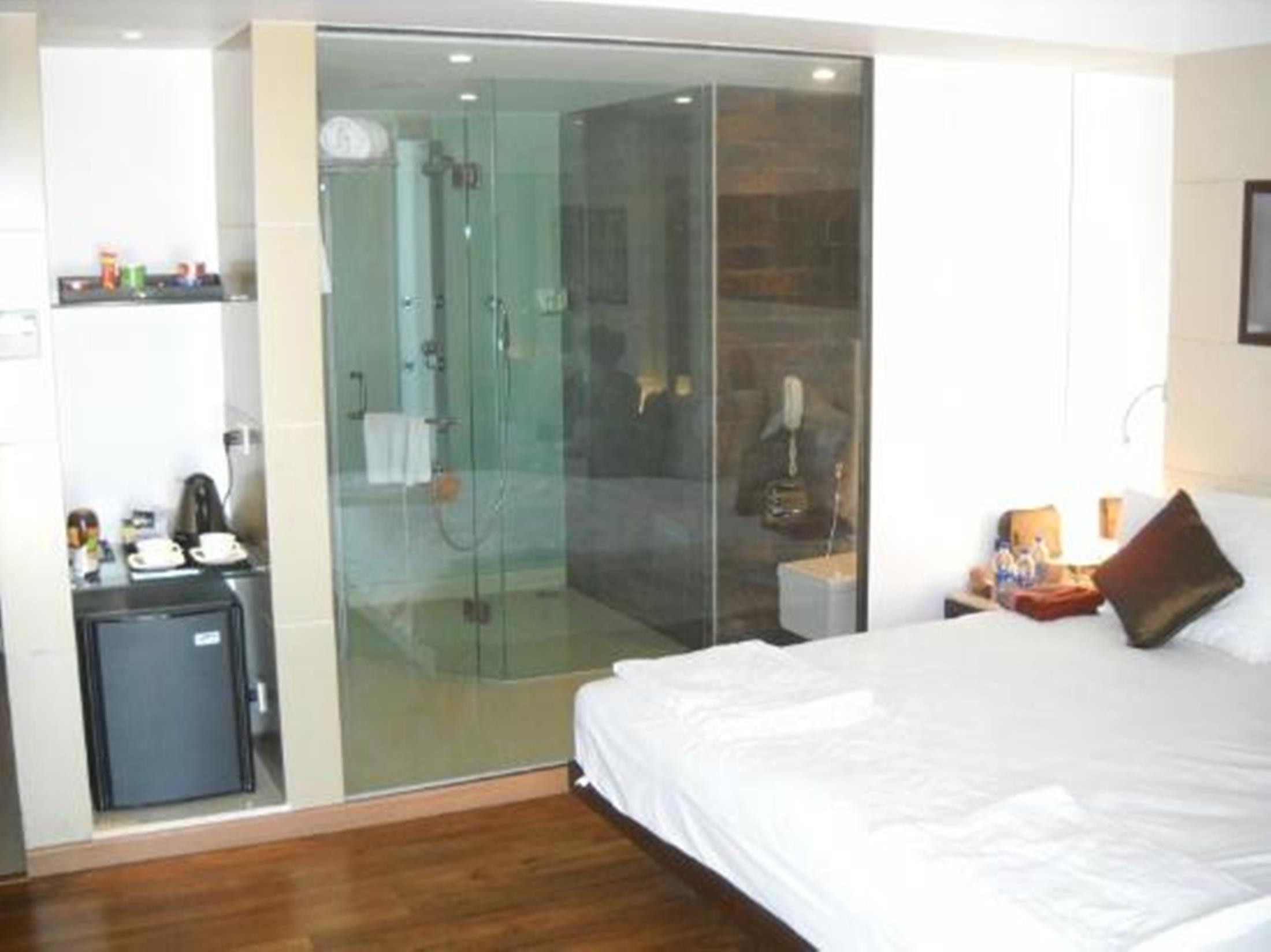 Majestic Court Sarovar Portico Nova Bombaim Exterior foto